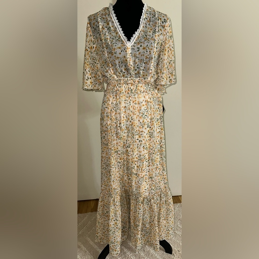 Kate and Lily Maxi Chiffon Yellow/Green Smocked Floral Dress - Size 10 - NWT